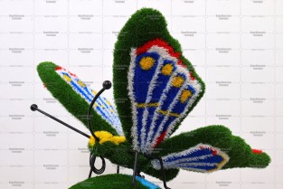 Топиари бабочка Лайза на земном шаре, размер M -газон Eco
