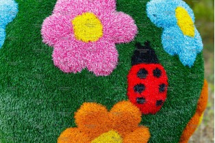 Топиари композиция поляна и глобус с бабочками - газон Eco