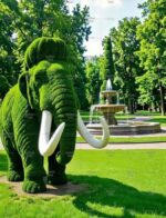 Топиари мамонт Фужди, h=250 см - газон Eco