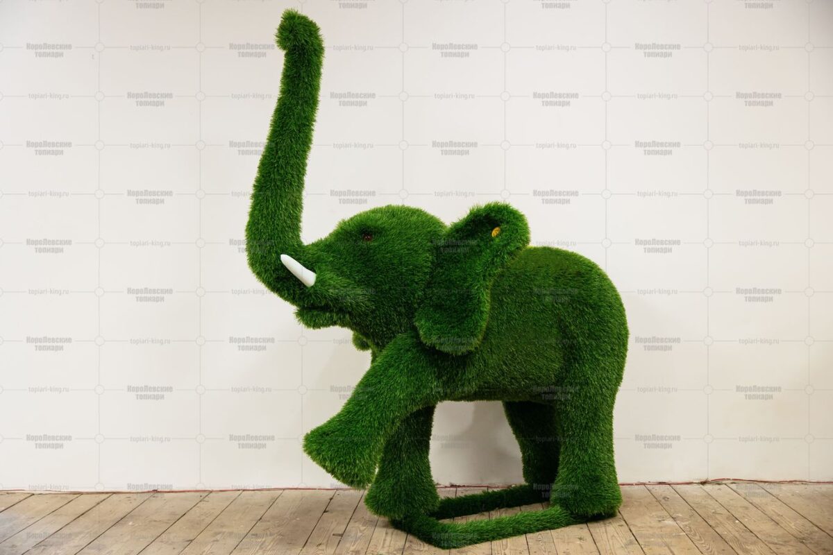 Топиари слон Борк - газон Deluxe Green