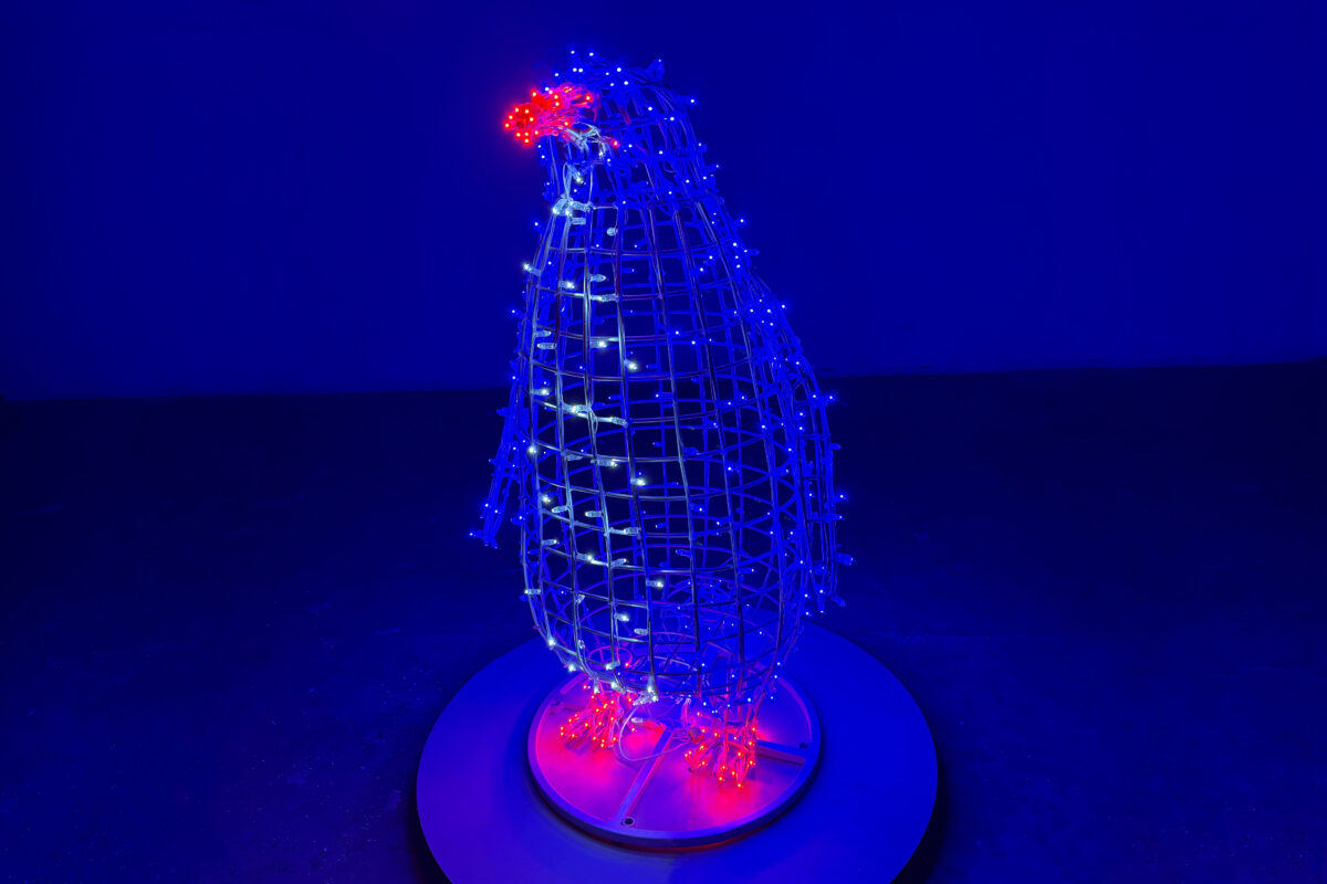 Световая фигура пингвин h=90 см