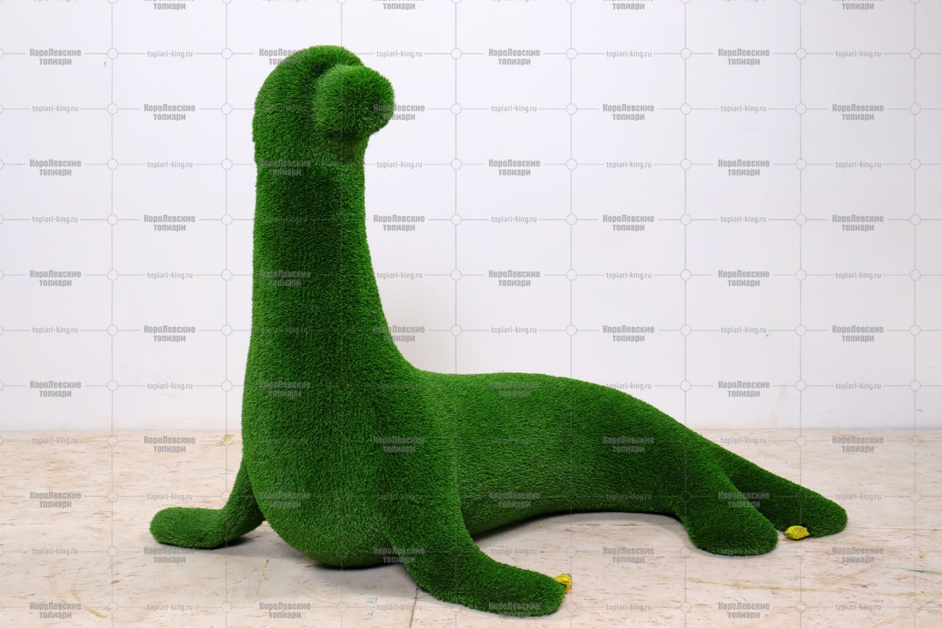 Топиари морской лев, h=120см, модель 2 - газон Eco Топиари морской лев, h=120см, модель 2 - газон Eco