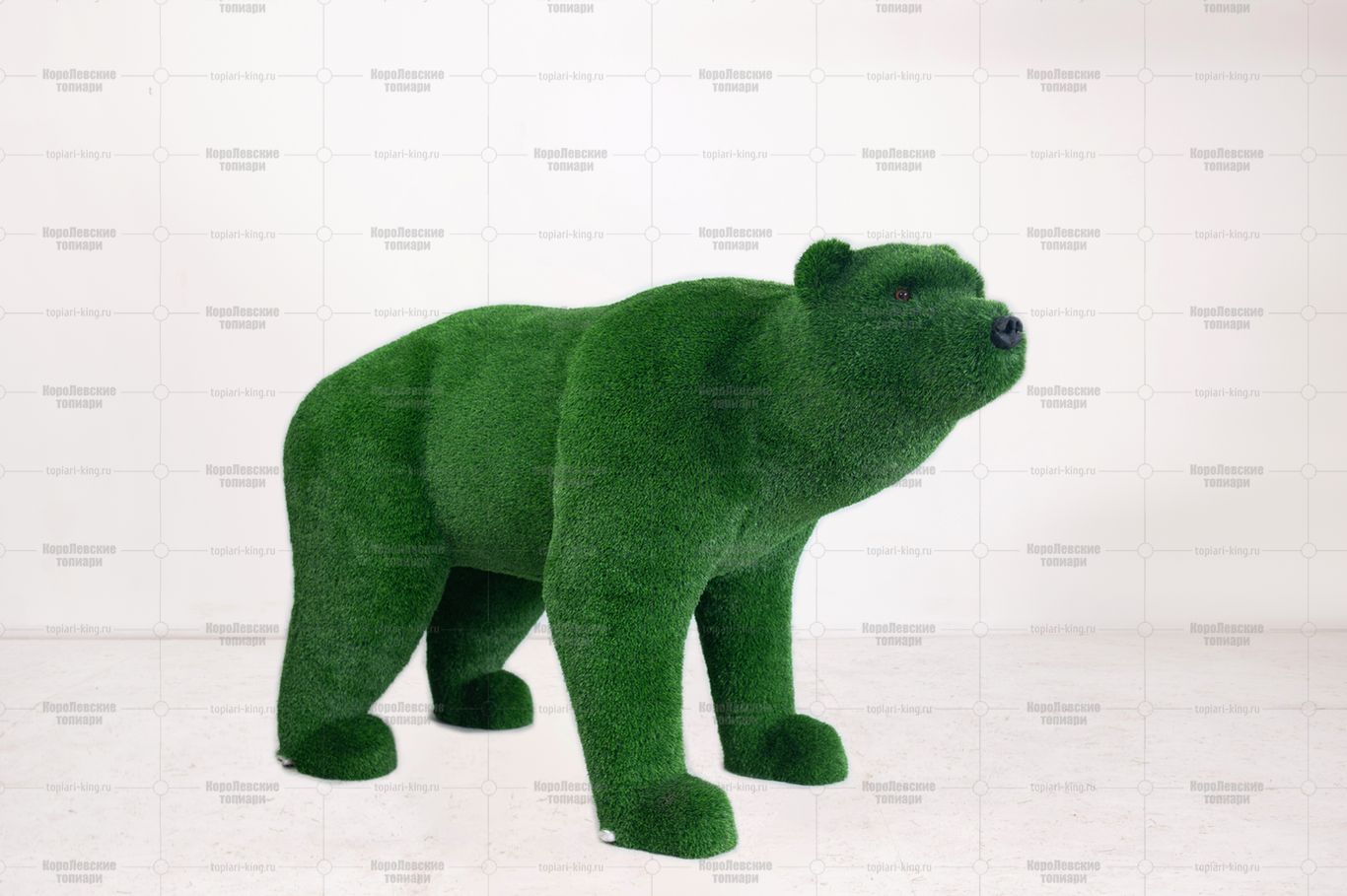 Топиари композиция медведь Бачо и медведь Муни - газон Deluxe Green Топиари композиция медведь Бачо и медведь Муни - газон Deluxe Green