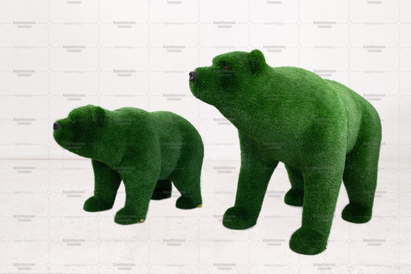 Топиари композиция медведь Бачо и медведь Муни - газон Deluxe Green Топиари композиция медведь Бачо и медведь Муни - газон Deluxe Green