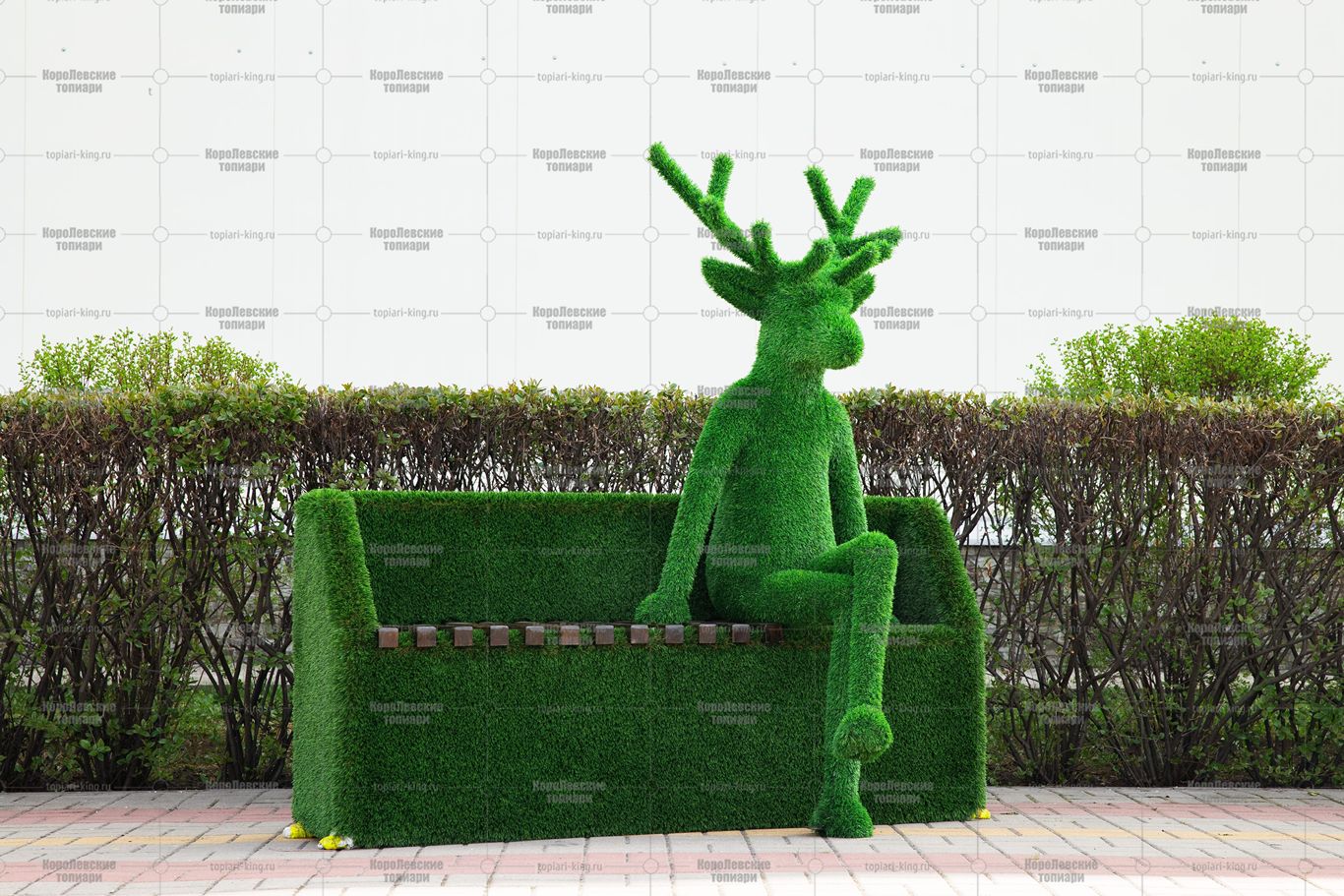 Топиари олень, Варлам (без лавочки) - газон Eco Green Топиари олень, Варлам (без лавочки) - газон Eco Green