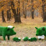 Топиари композиция семья свинок Хрюшевиц - газон Eco