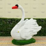 Топиари  лебедь на острове - газон Eco + Deluxe