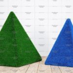 Топиари композиция пирамиды, синияя  и зеленая - газон Eco