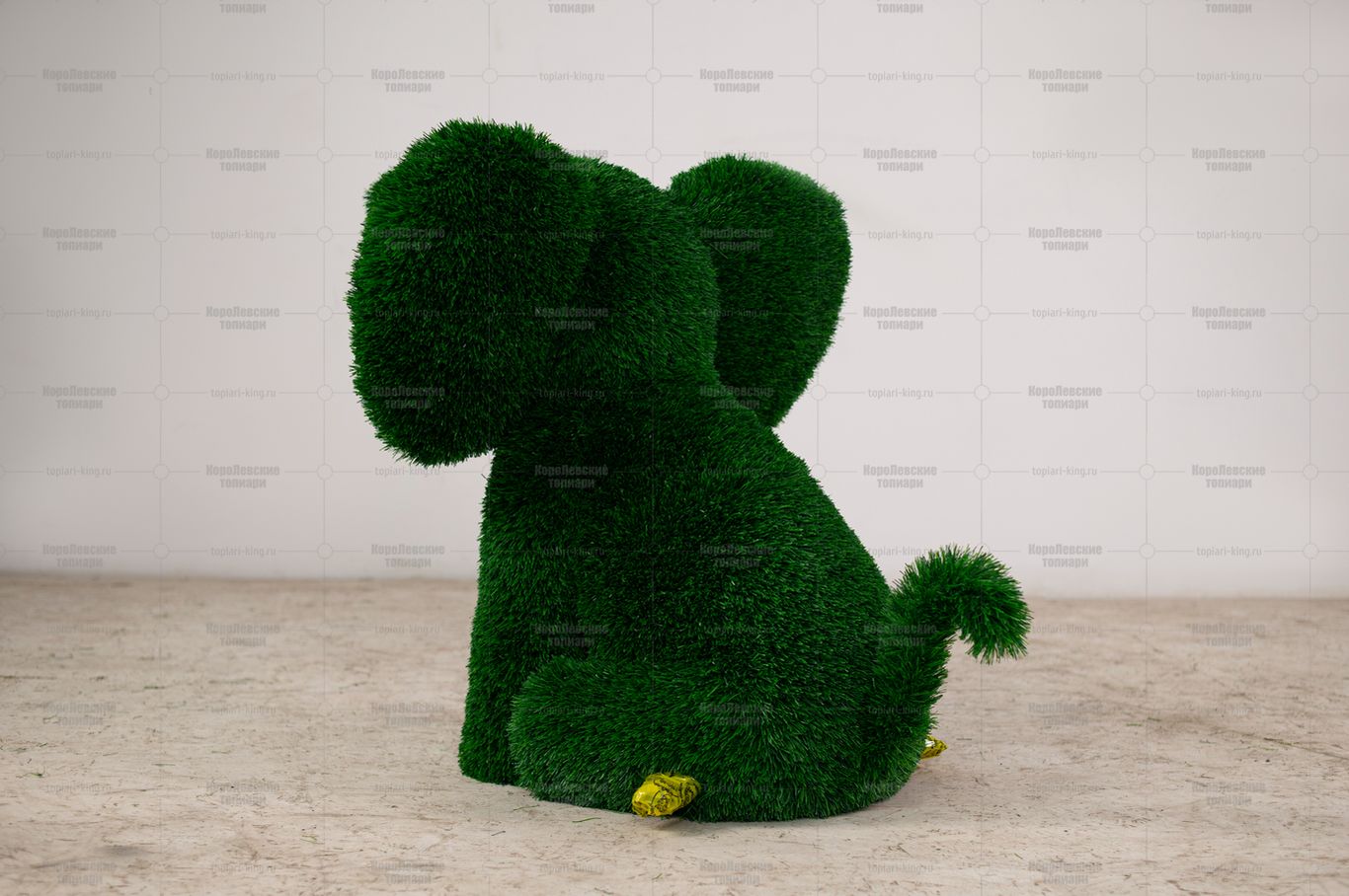 Топиари слоник малыш - газон Deluxe Green Топиари слоник малыш - газон Deluxe Green