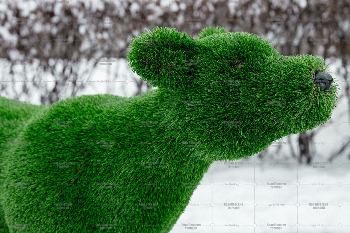 Топиари композиция олени, мама и малыш - газон Deluxe Топиари композиция олени, мама и малыш - газон Deluxe