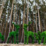 Топиари композиция олени, семья Черничная, 4 шт - газон Eco + Premium