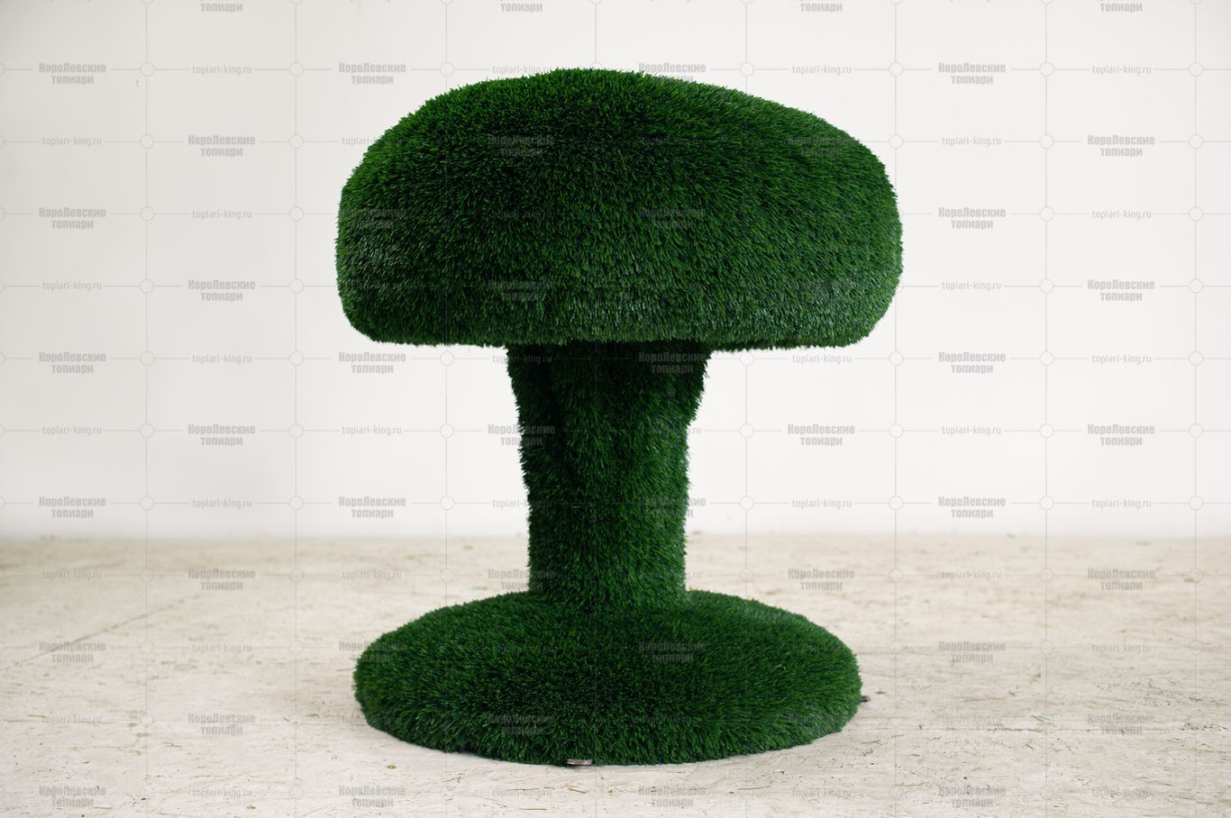 Топиари гриб лисичка (ДхШхВ) 70х80х75см - газон Deluxe Green Топиари гриб лисичка (ДхШхВ) 70х80х75см - газон Deluxe Green