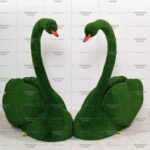 Топиари композиция лебеди Софи, модель 1, h=152см - газон Eco