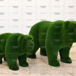 Топиари композиция медведь Муни и Зола - газон Deluxe