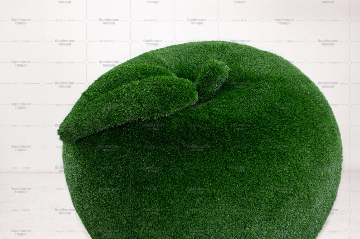 Топиари яблоко Гренни - газон Deluxe Green Топиари яблоко Гренни - газон Deluxe Green