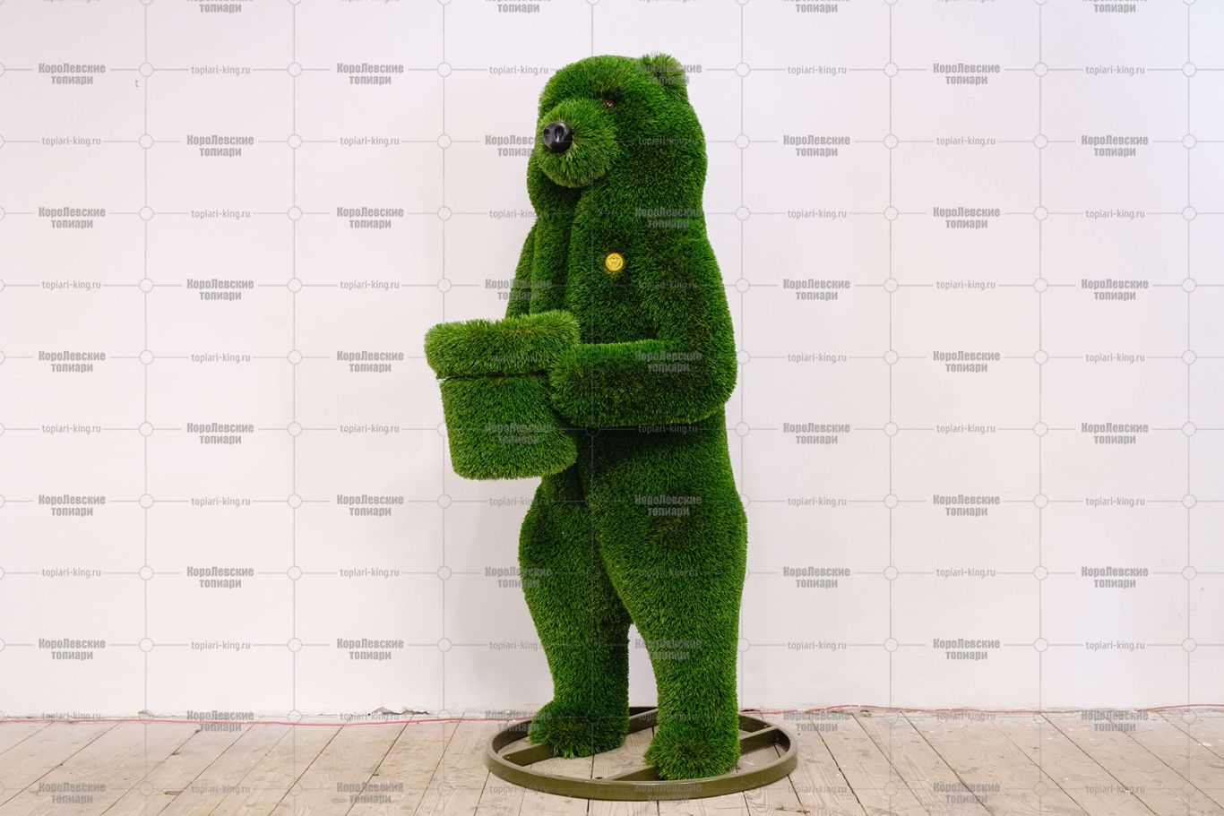 Топиари медведь с кашпо, h=177 см - газон Deluxe Топиари медведь с кашпо, h=177 см - газон Deluxe