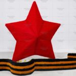 Топиари композиция звезда с георгиевской лентой- газон Eco