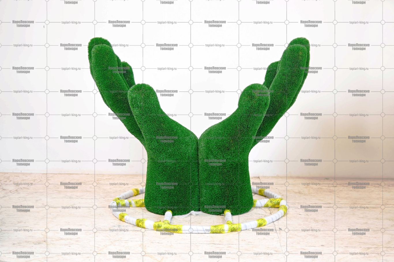 Топиари основа композиции ладони, модель 2 - газон Eco Топиари основа композиции ладони, модель 2 - газон Eco