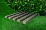 Топиари арка - скамейка с голубями- газон Eco