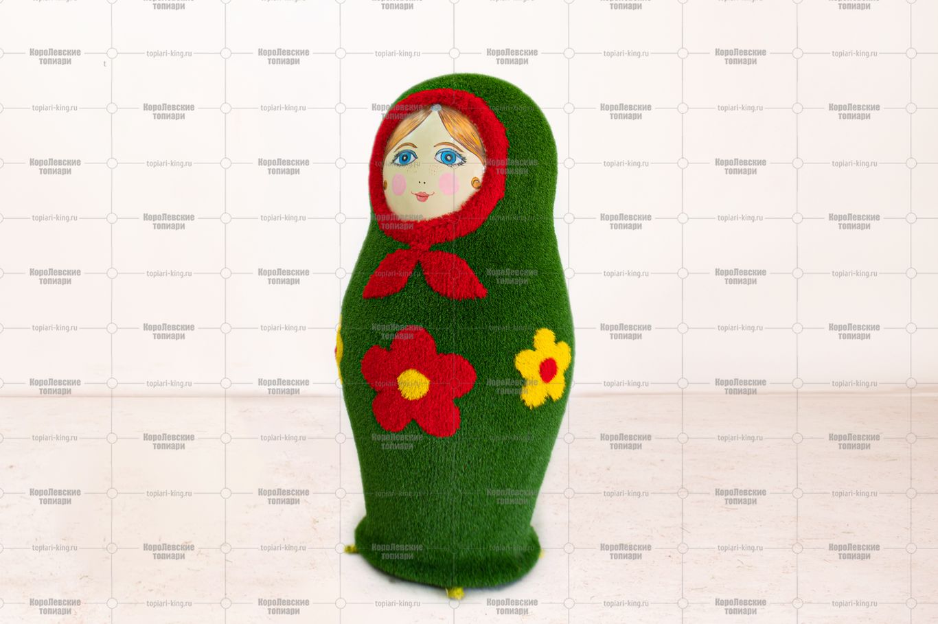 Топиари матрешка, h=155 см - газон Есо Топиари матрешка, h=155 см - газон Есо