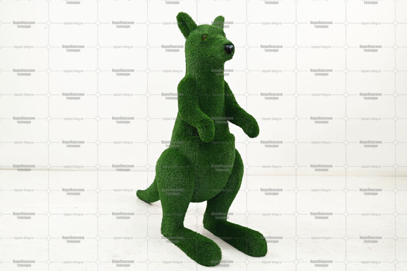 Топиари кенгуру,  h-150см - газон Есо Топиари кенгуру,  h-150см - газон Есо