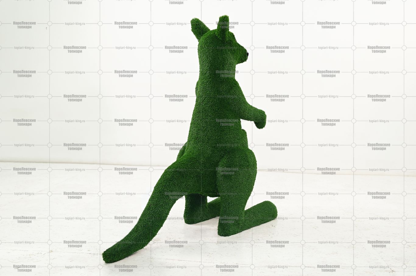 Топиари кенгуру,  h-150см - газон Есо Топиари кенгуру,  h-150см - газон Есо