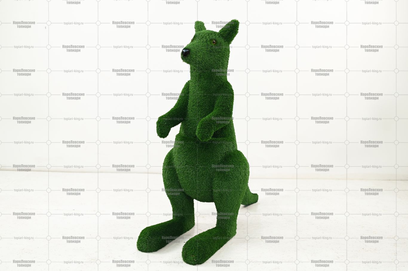 Топиари кенгуру,  h-150см - газон Есо Топиари кенгуру,  h-150см - газон Есо