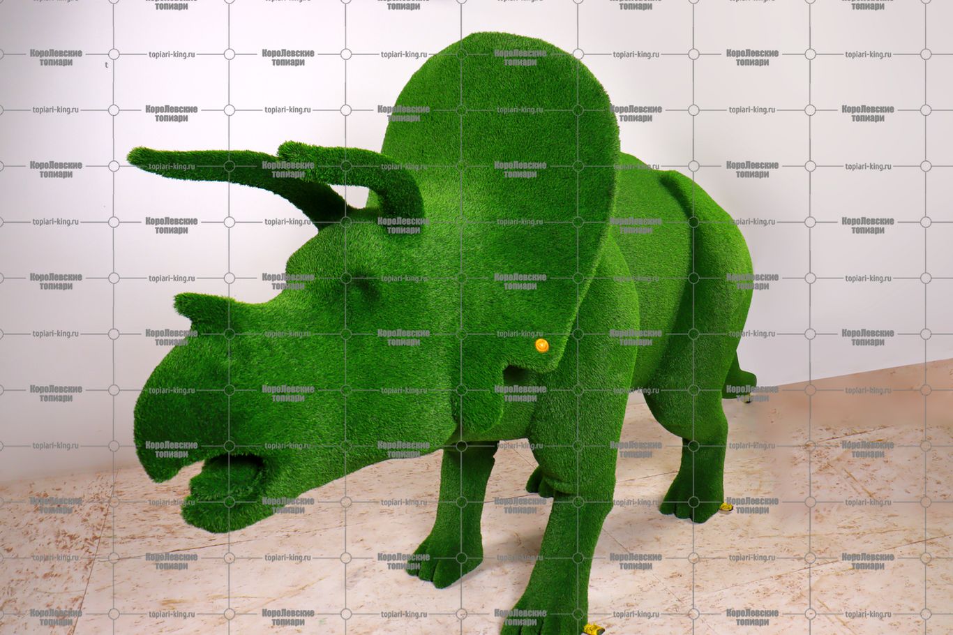 Топиари динозавр трицератопс, h=240 см - газон Eco Топиари динозавр трицератопс, h=240 см - газон Eco