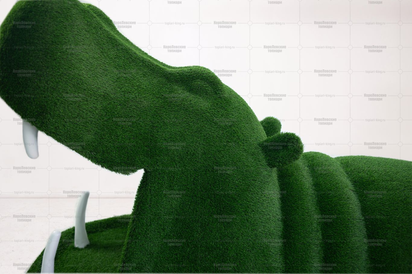 Топиари бегемот в воде большой, h=140 см - газон Есо Топиари бегемот в воде большой, h=140 см - газон Есо