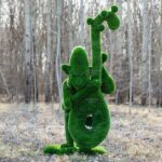 Топиари гном с контрабасом тыква, модель 1 - газон Premium