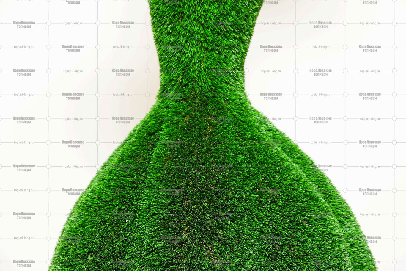 Топиари леди с зонтиком, Моне - газон Deluxe Топиари леди с зонтиком, Моне - газон Deluxe