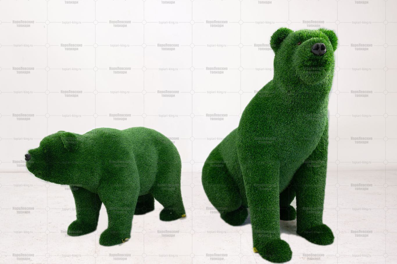 Топиари композиция медведица Монти и медведь Муни - газон Deluxe Green Топиари композиция медведица Монти и медведь Муни - газон Deluxe Green