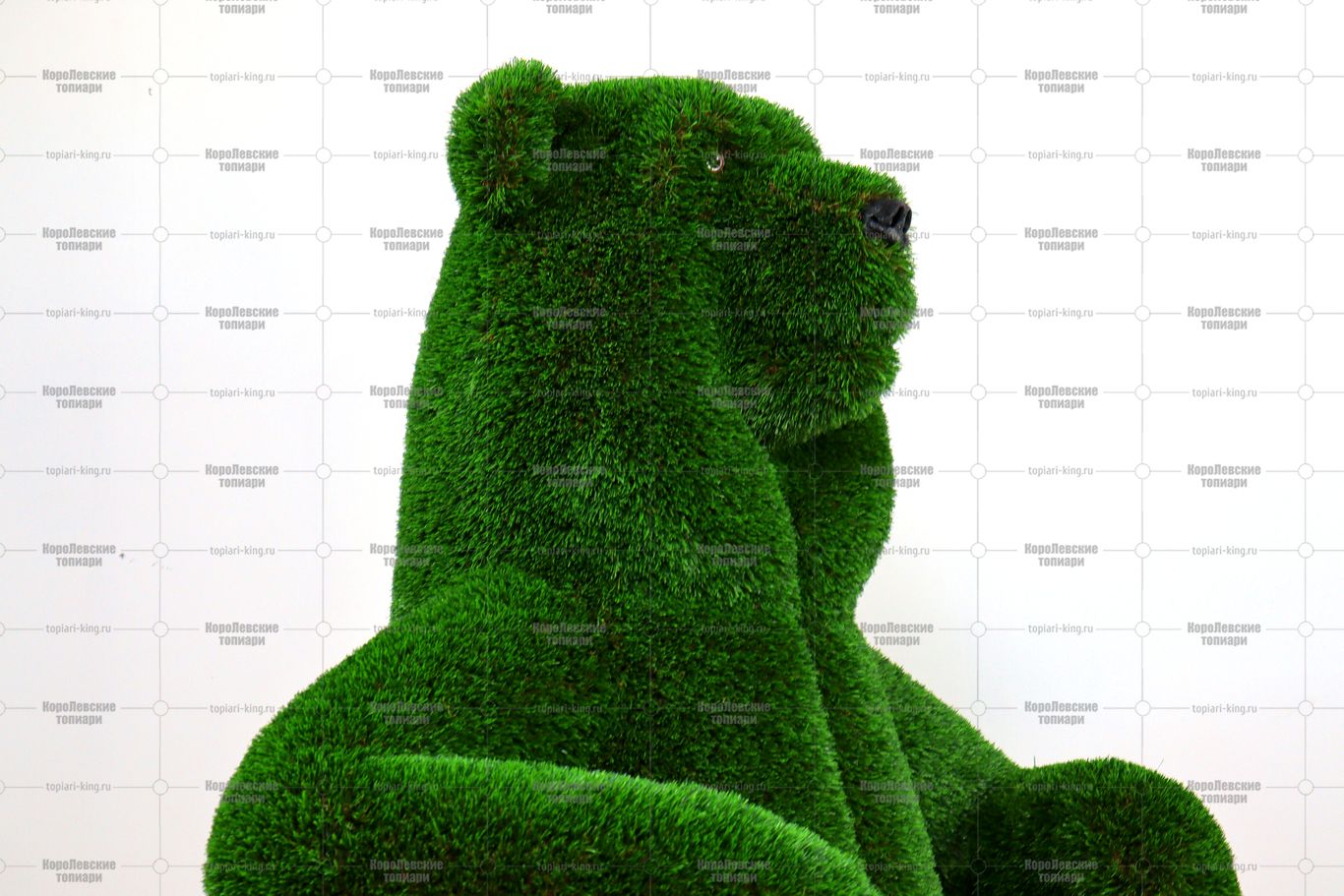 Топиари композиция медведи цирковые, размер S, h=150 см и M, h=200 см  - газон Deluxe Топиари композиция медведи цирковые, размер S, h=150 см и M, h=200 см  - газон Deluxe