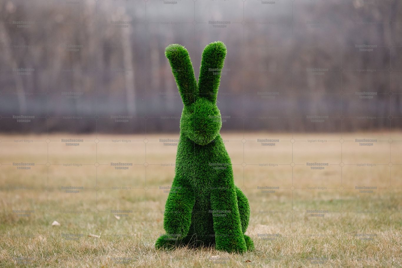 Топиари заяц Трини, h=105 см - газон Deluxe Топиари заяц Трини, h=105 см - газон Deluxe