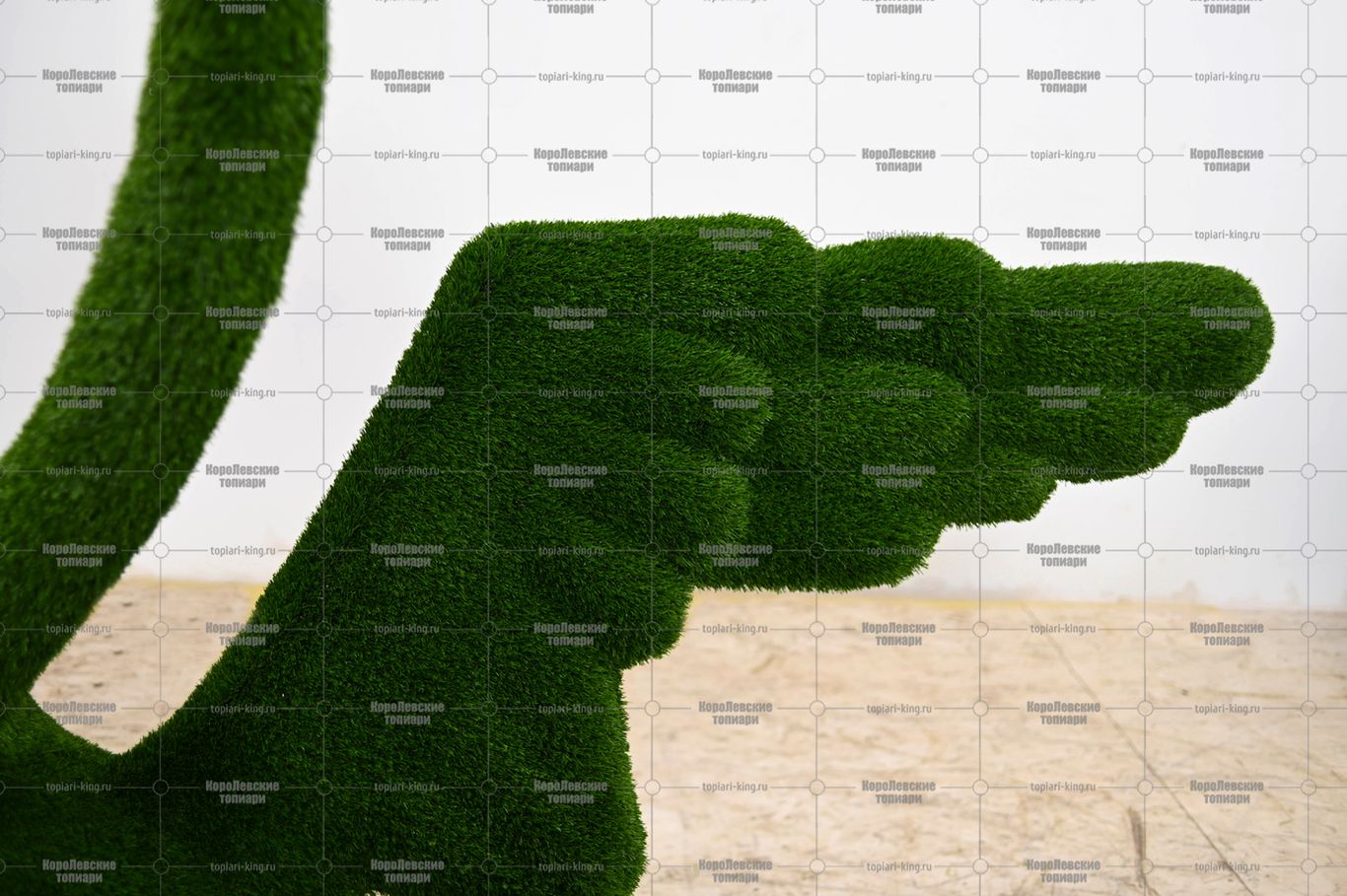 Топиари лебедь Жакар - газон Есо Топиари лебедь Жакар - газон Есо