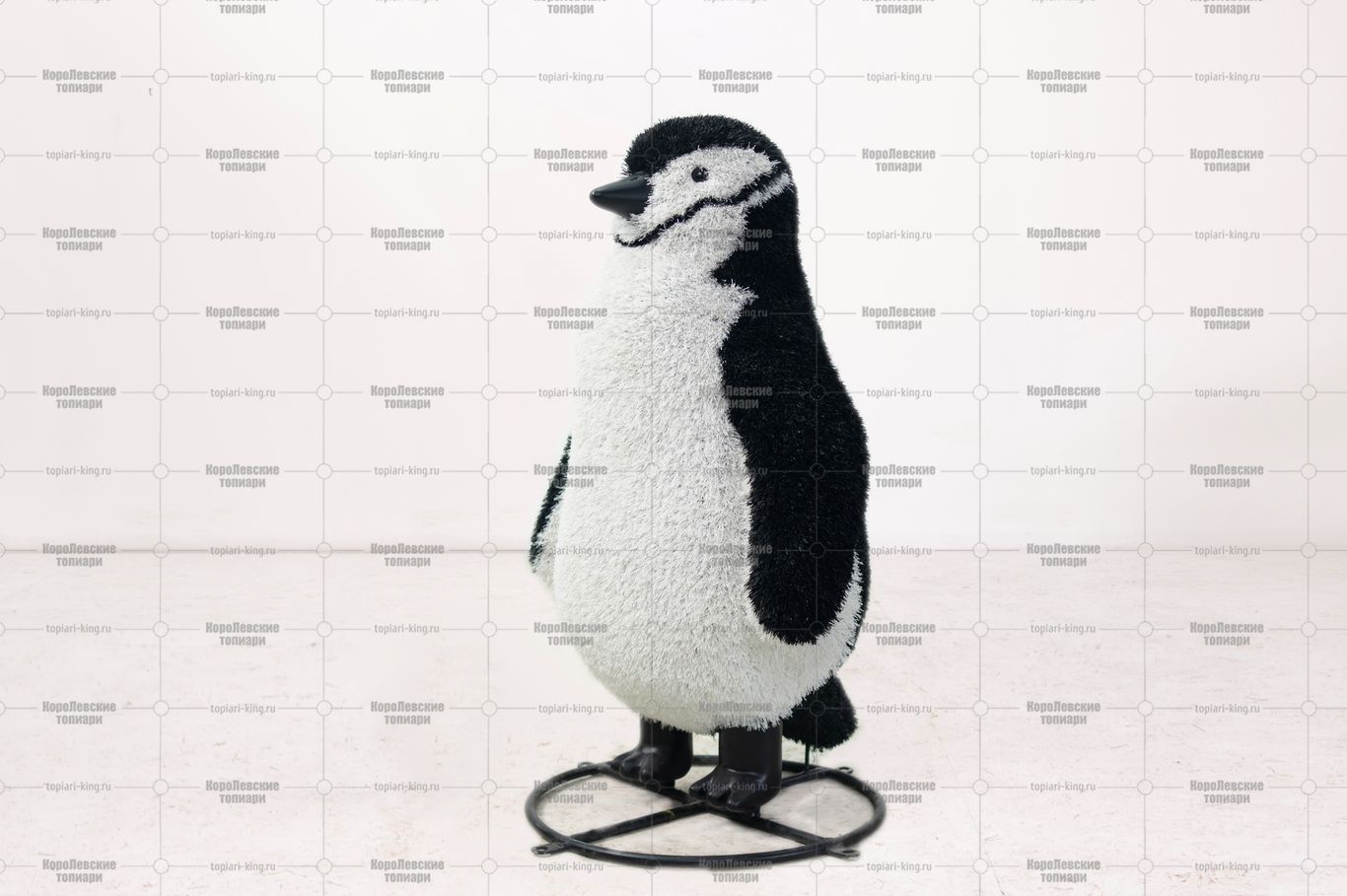 Топиари пингвин, h-90см - газон Eco Топиари пингвин, h-90см - газон Eco