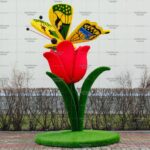 Топиари композиция бабочка на тюльпане - газон Eco