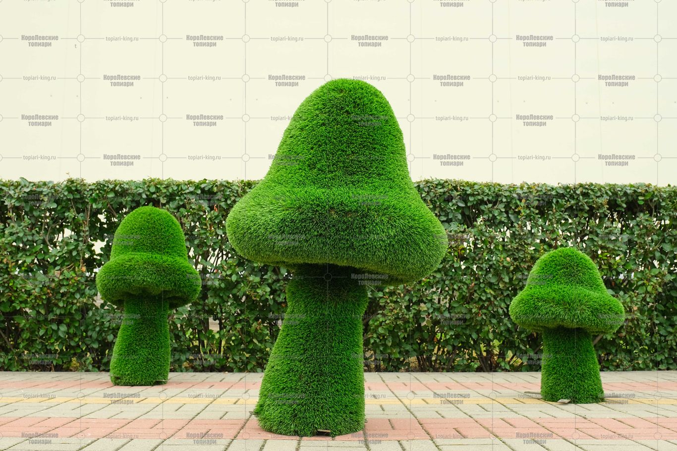 Топиари гриб сказочный, маленький - газон Deluxe Топиари гриб сказочный, маленький - газон Deluxe