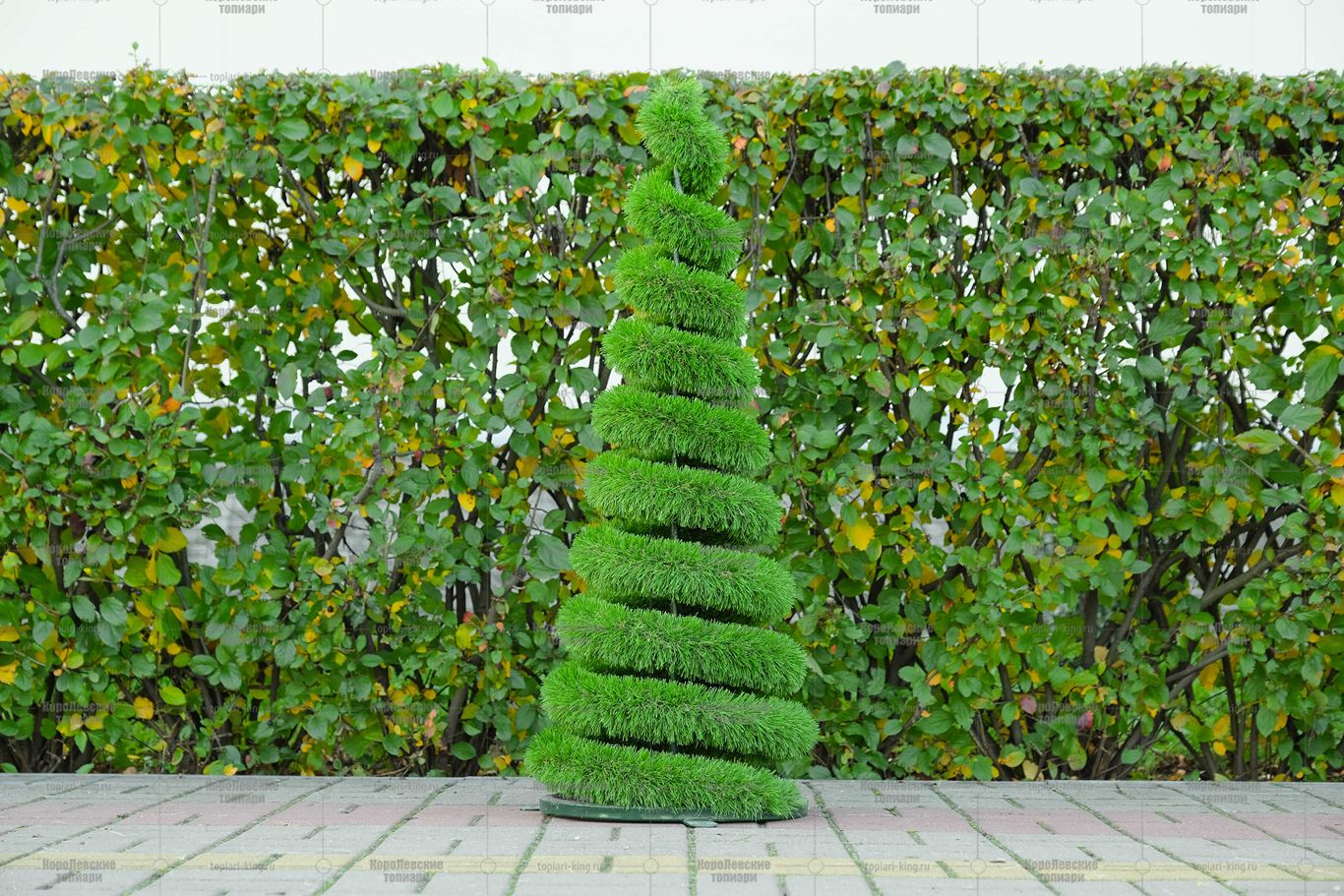 Топиари елка спиралька, h=170 см - газон Deluxe Simple Топиари елка спиралька, h=170 см - газон Deluxe Simple